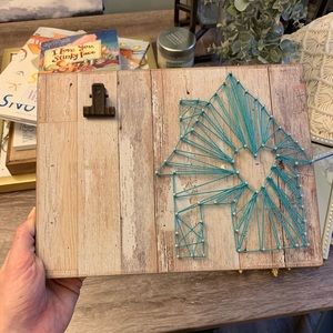 Cute Farmhouse Style String Art Frame